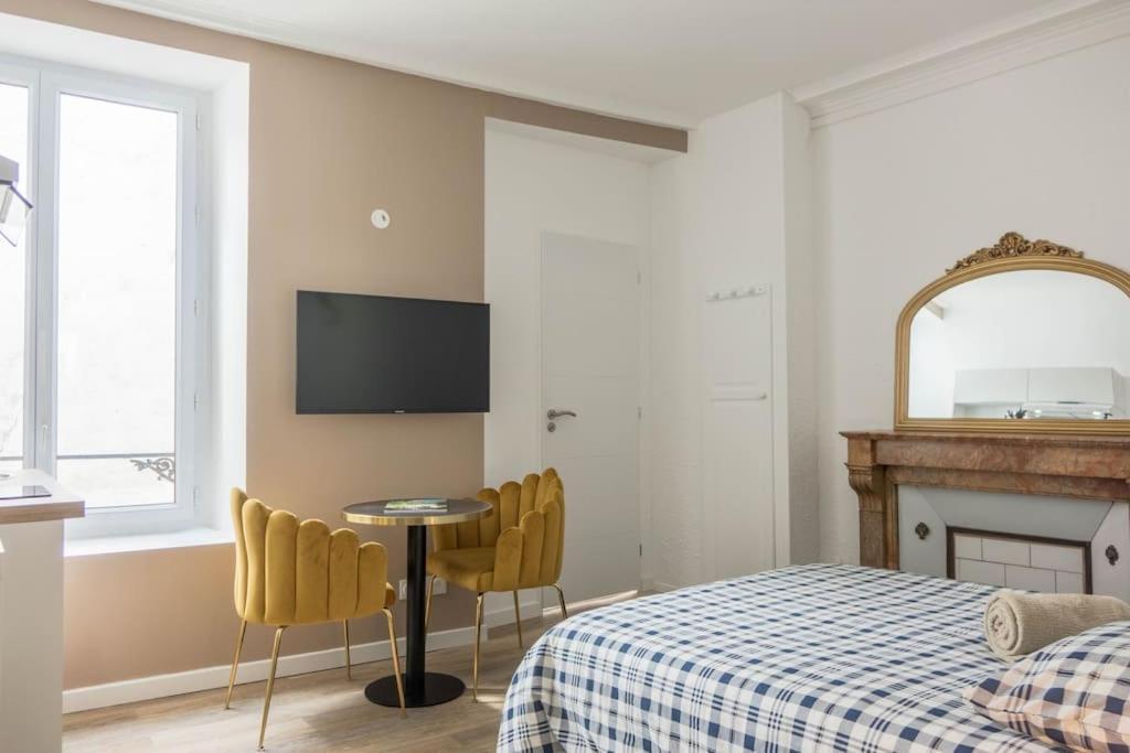 Apartamento Studio Contemporain A Deux Pas De La Cathedrale Orléans Exterior foto