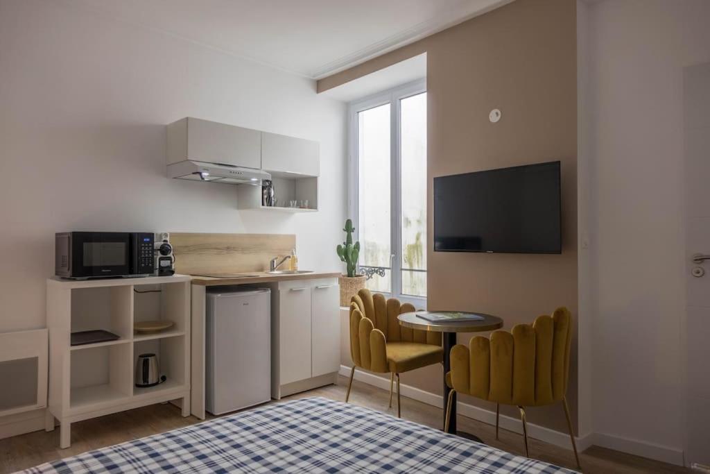 Apartamento Studio Contemporain A Deux Pas De La Cathedrale Orléans Exterior foto